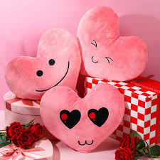 HEART SHAPE PILLOW